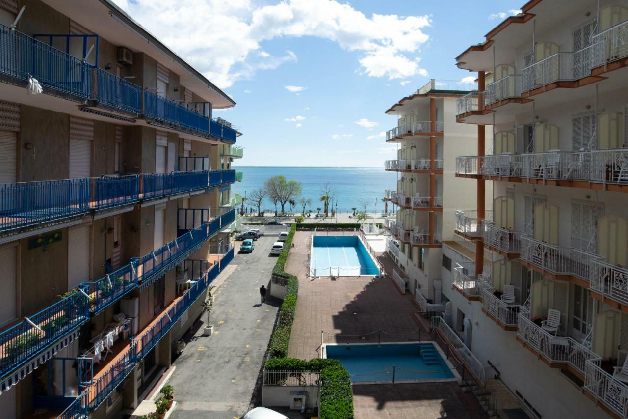 Апартаменти Panorama Host - Domus Amalfi Coast Майорі Екстер'єр фото